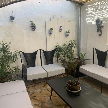 Maison de village provençal Vallabrègues Extérieur photo